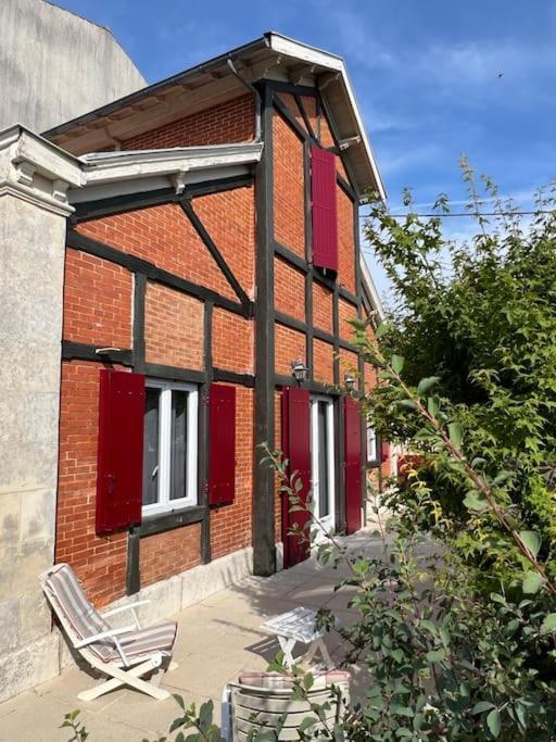 Villa La Petite Angerienne Saint-Jean-dʼAngély Esterno foto